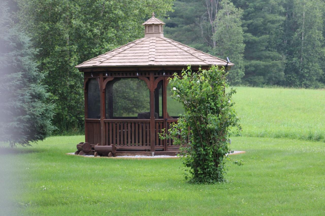 Villa Maple Leaf Acre Williston Esterno foto