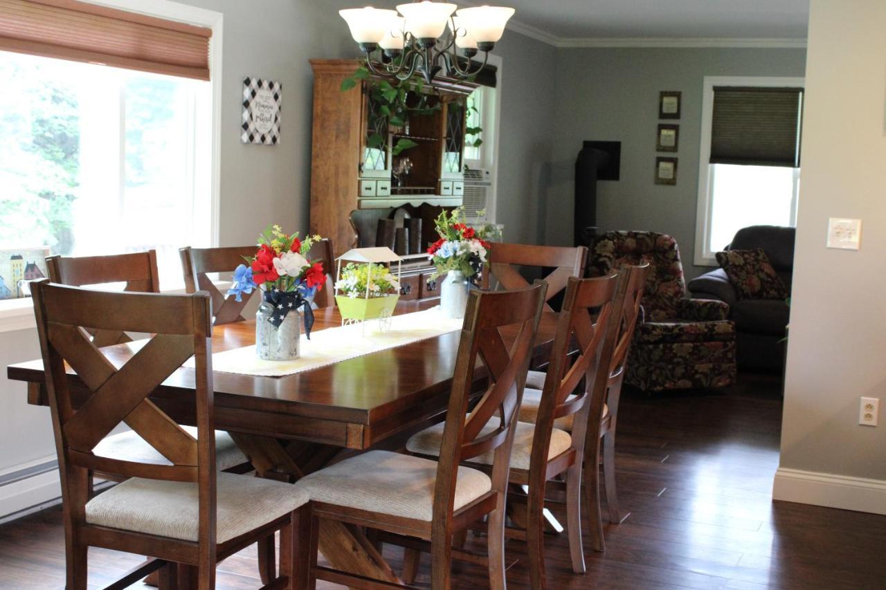 Villa Maple Leaf Acre Williston Esterno foto